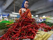 Harga Sembako Jatim 18 Maret 2025, Cabai Keriting Naik Sedikit
