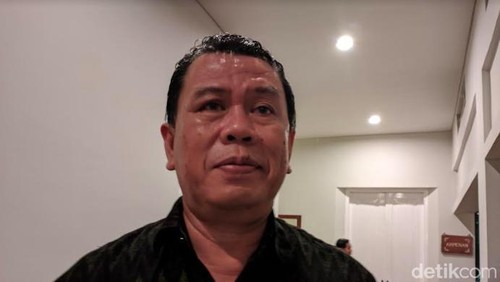 Kepala Badan Perencanaan dan Pembangunan Daerah (Bappeda) Lombok Barat Ahmad Saikhu ketika ditemui di Mataram, Rabu sore (28/2/2024). (Ahmad Viqi/detikBali).