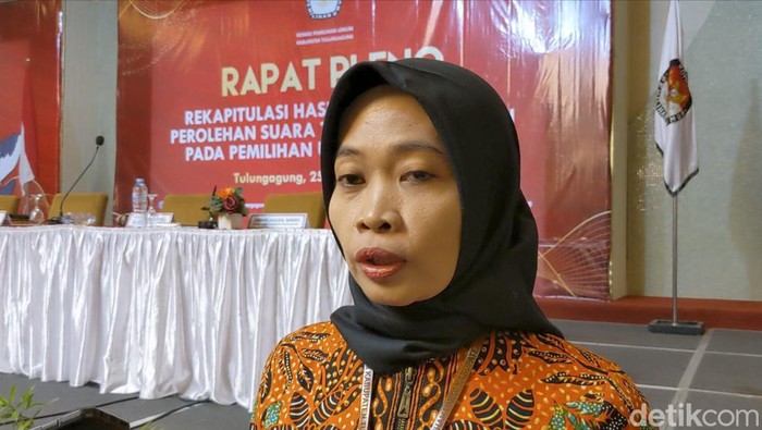 Ketua KPU Tulungagung Susanah.