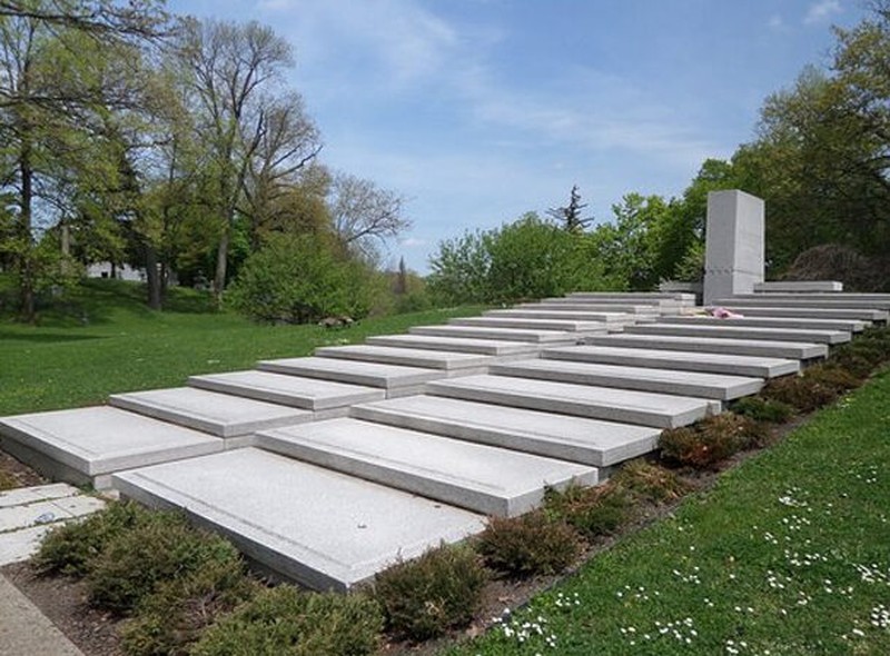 Kumpulan Kuburan Teraneh di Dunia