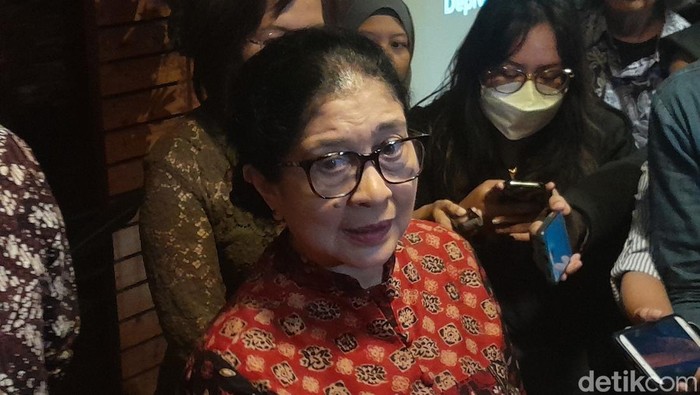 Eks Menkes Nila Moeloek Bicara Makan Siang Gratis untuk Stunting, Efektif Nggak?