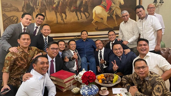 Prabowo Subianto usai menerima pangkat istimewa Jenderal TNI