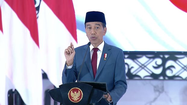 Presiden Joko Widodo saat memberikan sambutan dalam Rapat Pimpinan TNI-POLRI pada Rabu, (28/2/2024). (Tangkapan Layar Youtube Kemnhan RI)