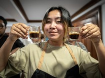 Puluhan Penyandang Disabilitas Dilatih Jadi Barista