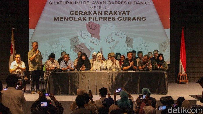 Relawan Anies dan Ganjar mendeklarasikan tolak dugaan kecurangan Pemilu 2024 di gedung GBN, Jakarta Pusat, Rabu (28/2/2024).