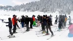 Potret Resor Ski Tertinggi di Dunia dari Asia Telah Dihujani Salju