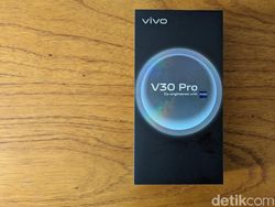 Unboxing Vivo V30 Pro, Menggoda dengan Teknologi Kamera ZEISS
