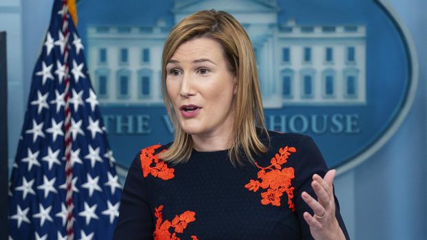 Wakil Sekretaris Pers Gedung Putih Olivia Dalton berbicara saat pengarahan di Gedung Putih, Selasa, 27 Juni 2023, di Washington. (AP Photo/Evan Vucci)