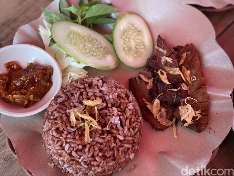 Warung Nasi Raffi Ahmad