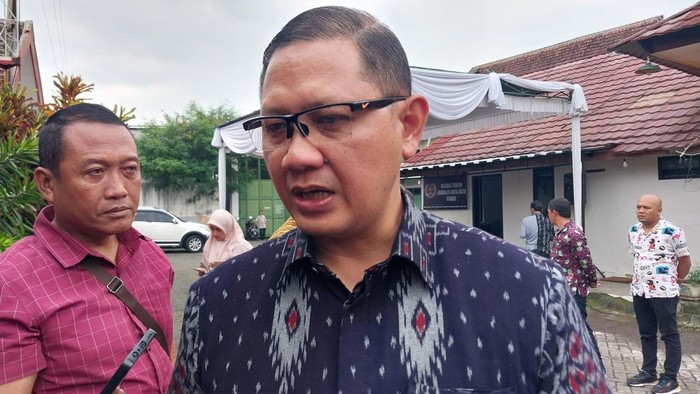 Aries Agung Paewai