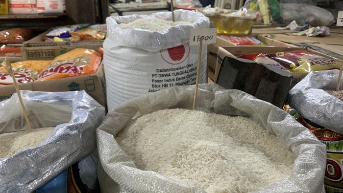 Beras di Pasar Petisah Medan. (Kartika Sari/detikSumut)