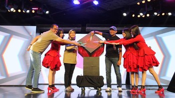 Telkomsel memilih JKT48 untuk berkolaborasi karena grup band ini memiliki basis fans paling militan serta melek digital.
