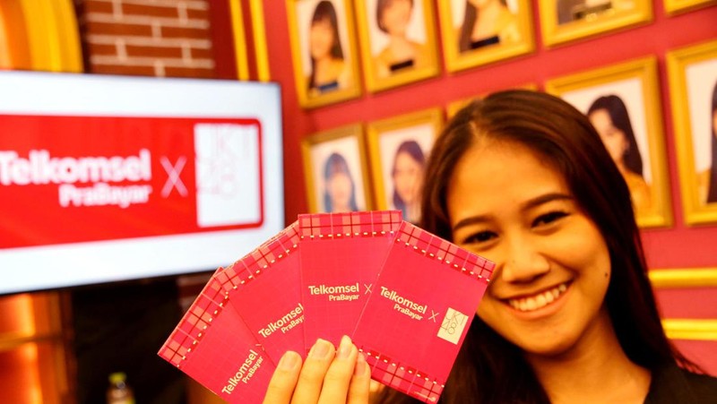 Guna membuka lebih banyak peluang kegembiraan, Telkomsel Prabayar menghadirkan sebuah Paket  kuWOTA JKT48. Bundling Kolaborasi Eksklusif pertama di Indonesia bersama JKT48.