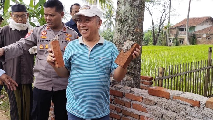 Caleg yang tutup jalan di Garut minta maaf.