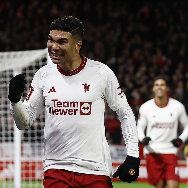 Nama-nama Calon Pengganti Casemiro yang Dibidik MU