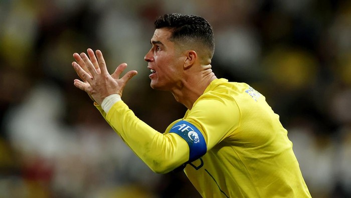RIYADH, SAUDI ARABIA - FEBRUARY 21: Cristiano Ronaldo of Al Nassr reacts during the second leg of the AFC Champions Leauge Round of 16 match between Al Nassr and Al Fayha at Al Awwal Park on February 21, 2024 in Riyadh, Saudi Arabia. (Photo by Yasser Bakhsh/Getty Images)