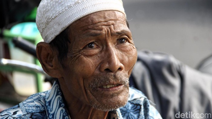 Demo Pedagang Pasar Kutisari Selatan Demo Pedagang Pasar Kutisari Selatan