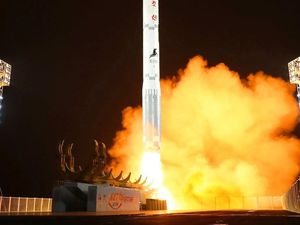 Dunia Hari Ini: Satelit Mata-Mata Korea Utara Masih Beroperasi