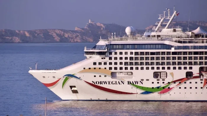 Kapal pesiar Norwegian Dawn