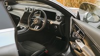 Secara dimensi, CLE 300 4MATIC Coupé AMG Line memiliki siluet rendah (1.428 mm), wheelbase Panjang (2.865 mm) dan overhang pendek (888 mm di bagian depan dan 1.097 mm di bagian belakang). Foto: Dok. Mercedes-Benz Distribution Indonesia