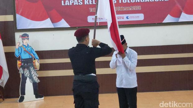 Napi Eks Teroris Jaringan JAD bacakan ikrar setia NKRI di Lapas Tulungagung.