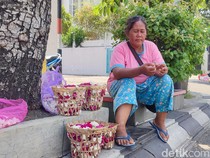 Cerita Penjual Bunga Asal Bandungan, Adu Nasib di Semarang Demi Uang Lebaran