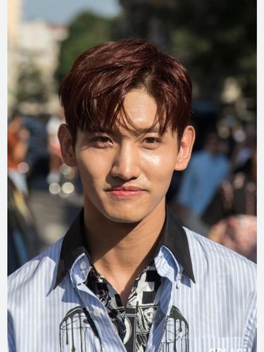 Potongan Rambut Two Block