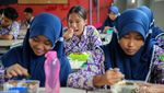 Anak SMP di Tangerang Mulai Coba Makan Siang Gratis Rp 15.000 Ala Prabowo