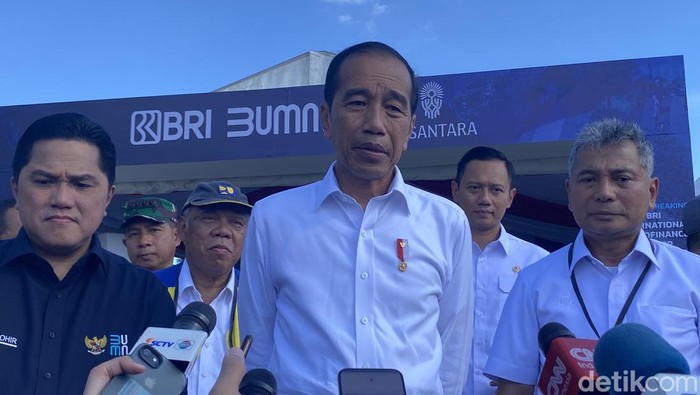 Presiden Jokowi menjelaskan progres pembangunan IKN.
