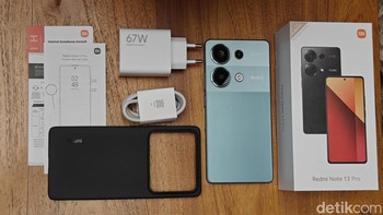 Redmi Note 13 Pro 4G dilepas seharga Rp 3.799.000 juta. Foto: Adi Fida Rahman/detikINET