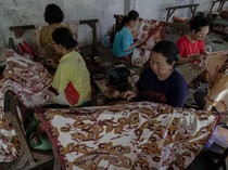 Melihat Geliat Ekonomi di Sentra Perajin Batik Tulis Lasem