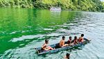 Ada Batu Gantung di Danau Toba, Tahu?