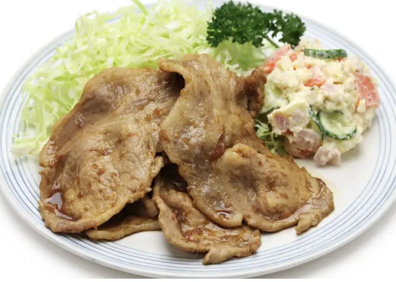 7 Makanan Jepang Mengandung Babi Selain Tonkatsu, Muslim Perlu Waspada