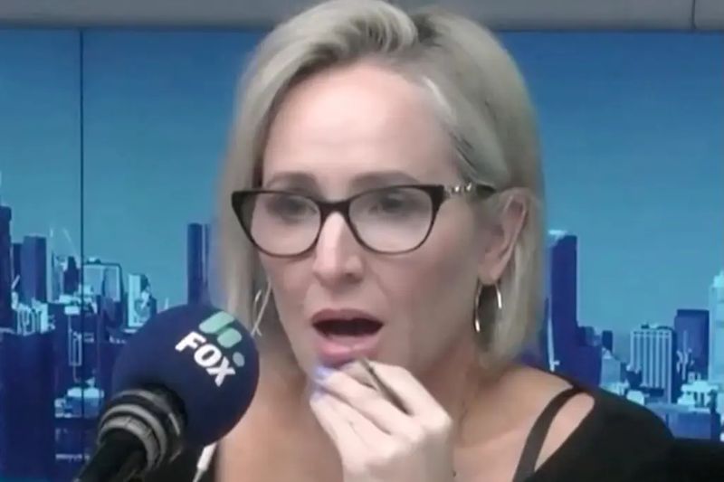 Acara radio The Fifi, Fev & Nick Acara radio The Fifi, Fev & Nick