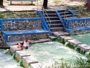 Harga Tiket dan Fasilitas Wisata Pemandian Air Panas Gempol Cirebon