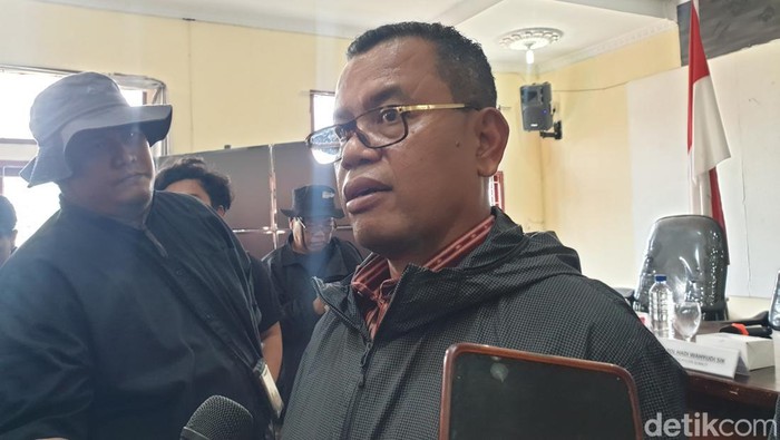 Bupati Toba Poltak Sitorus. (Foto: Goklas Wisely/detikSumut).