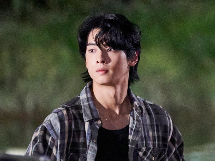 Penampilan Cha Eun Woo viral jadi kuli bangunan di drama Korea Wonderful World