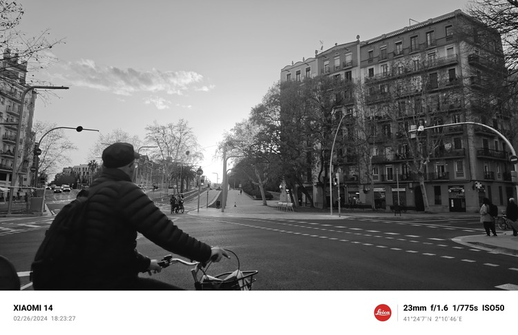 Hasil foto kamera BW Leica Xiaomi 14