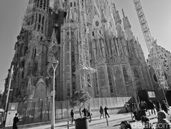 Menguji Kamera Xiaomi 14, Sebagus Apa Sih Foto Hitam Putihnya?