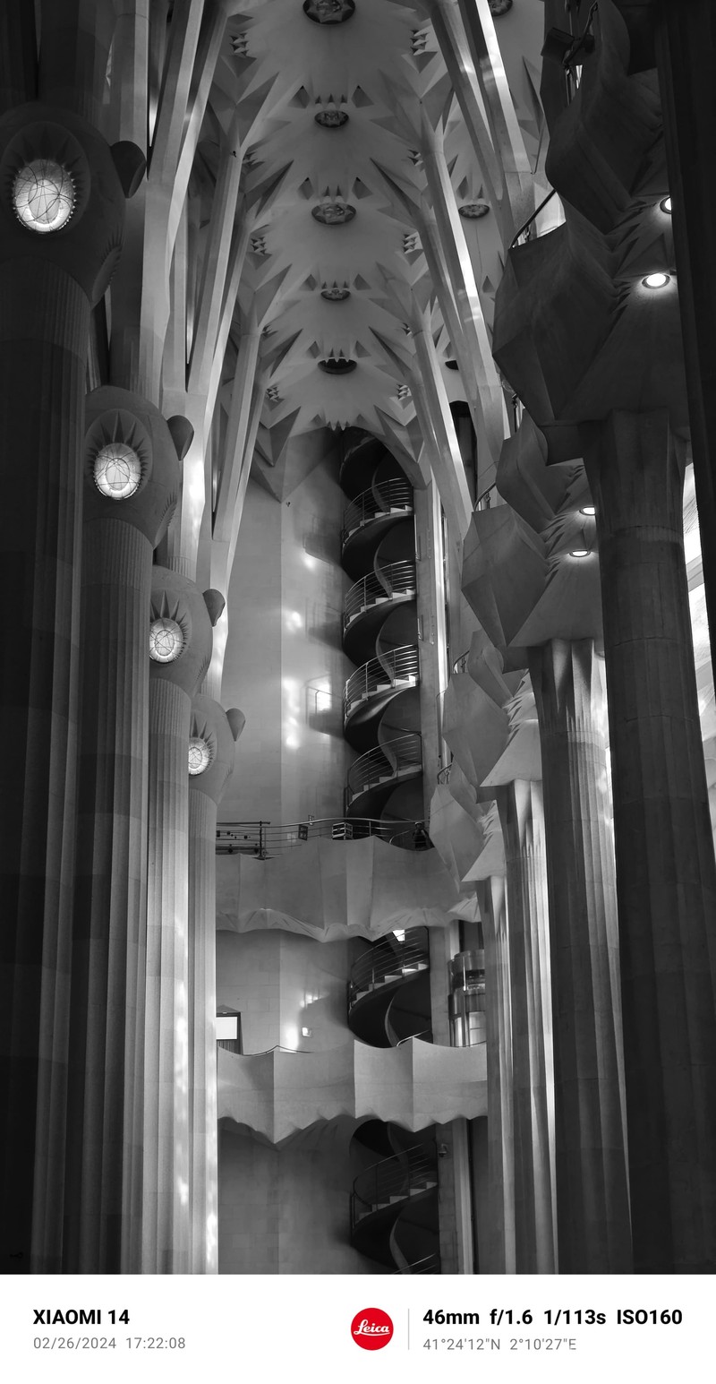 Hasil foto kamera BW Leica Xiaomi 14