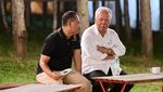 Intip Gaya Jokowi Santai Nikmati Malam di IKN Bareng Para Menteri