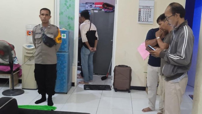 istri gerebek suami selingkuh di gresik