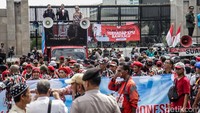 Massa pro hak angket sempat protes terkait demo menolak hak angket.