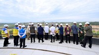 Hadir juga Kepala Otorita IKN Bambang Susantono, Ketua Dewan Pertimbangan Presiden Wiranto, Panglima TNI Jenderal Agus Subiyanto, hingga Kurator Pembangunan IKN Ridwan Kamil.