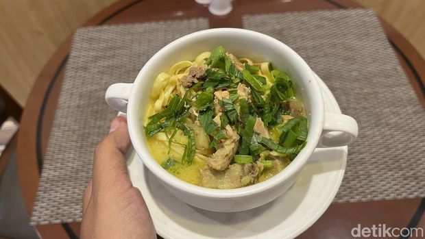 Menu Arion Suites Hotel Bandung