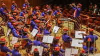 Yogyakarta Royal Orchestra merupakan orkestra milik Keraton Yogyakarta yang diaktifkan kembali pada bulan Juni 2021 setelah lebih dari seratus tahun vakum.