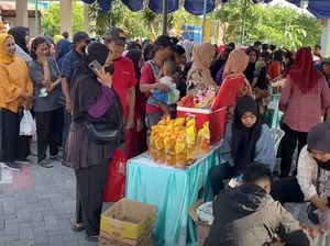 Antusiasme Warga Muktiharjo Kidul Sambut Pasar Murah