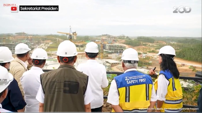 Presiden Jokowi tinjau pembangunan Kantor Presiden pada Jumat (1/3/2024)