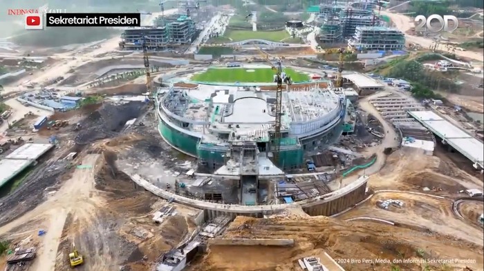 Presiden Jokowi tinjau pembangunan Kantor Presiden