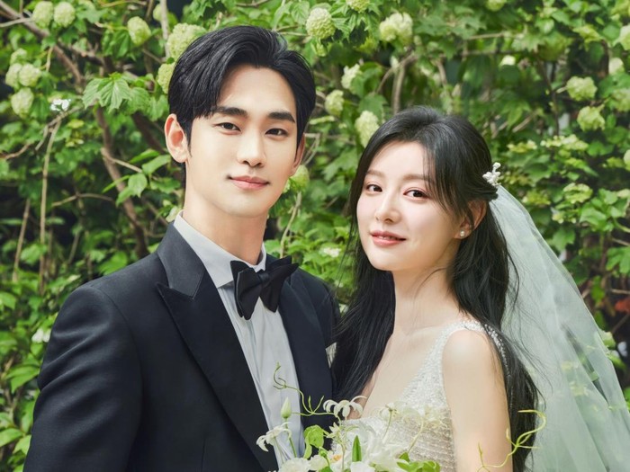 Adegan dalam drama Korea Queen of Tears, tayang di Netflix mulai 9 Maret.